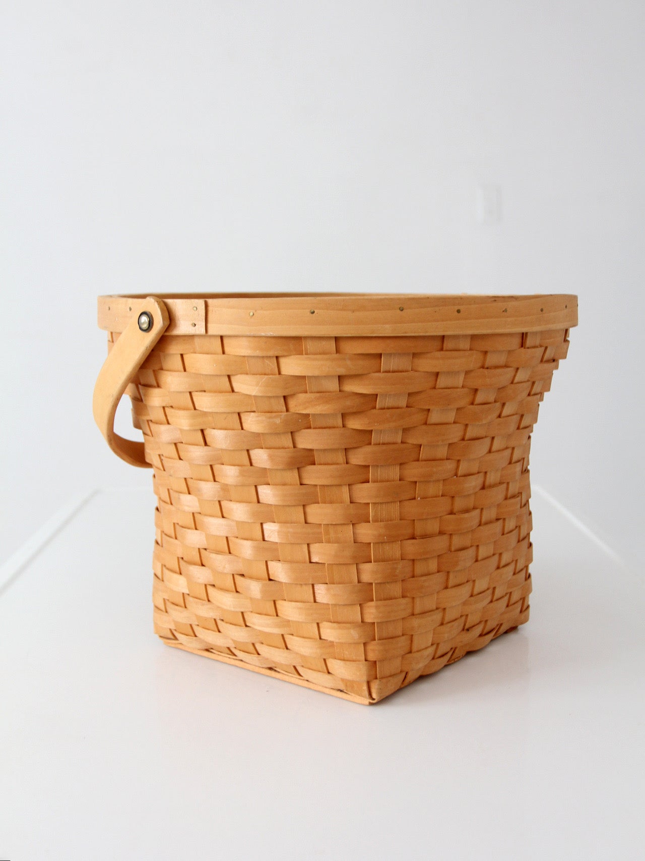vintage splint weave basket with bail handle
