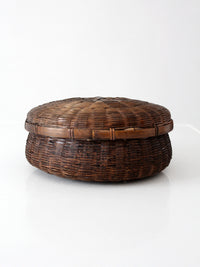 vintage Chinese sewing basket