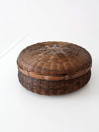 vintage Chinese sewing basket