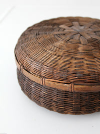 vintage Chinese sewing basket