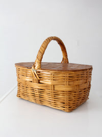 vintage wicker picnic basket