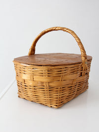 vintage wicker picnic basket