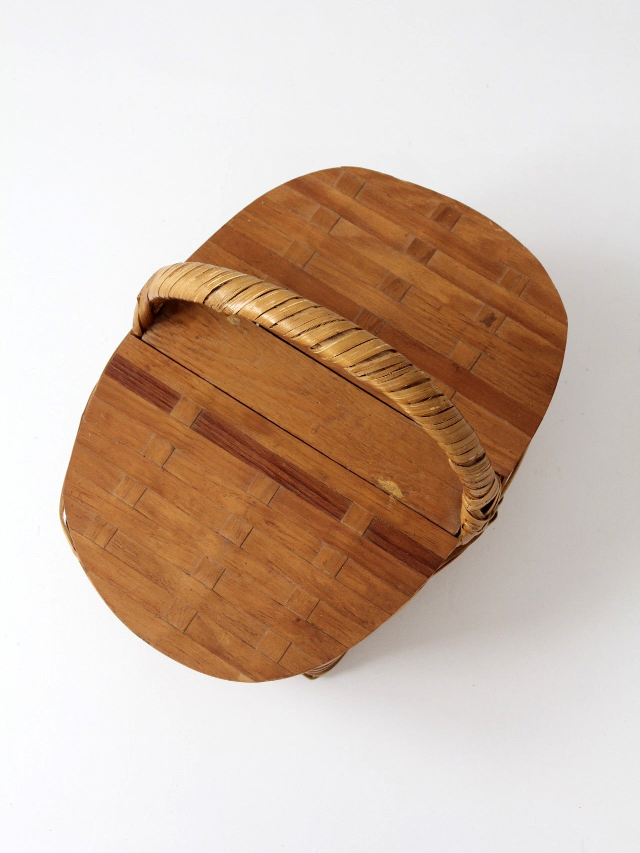 vintage wicker picnic basket