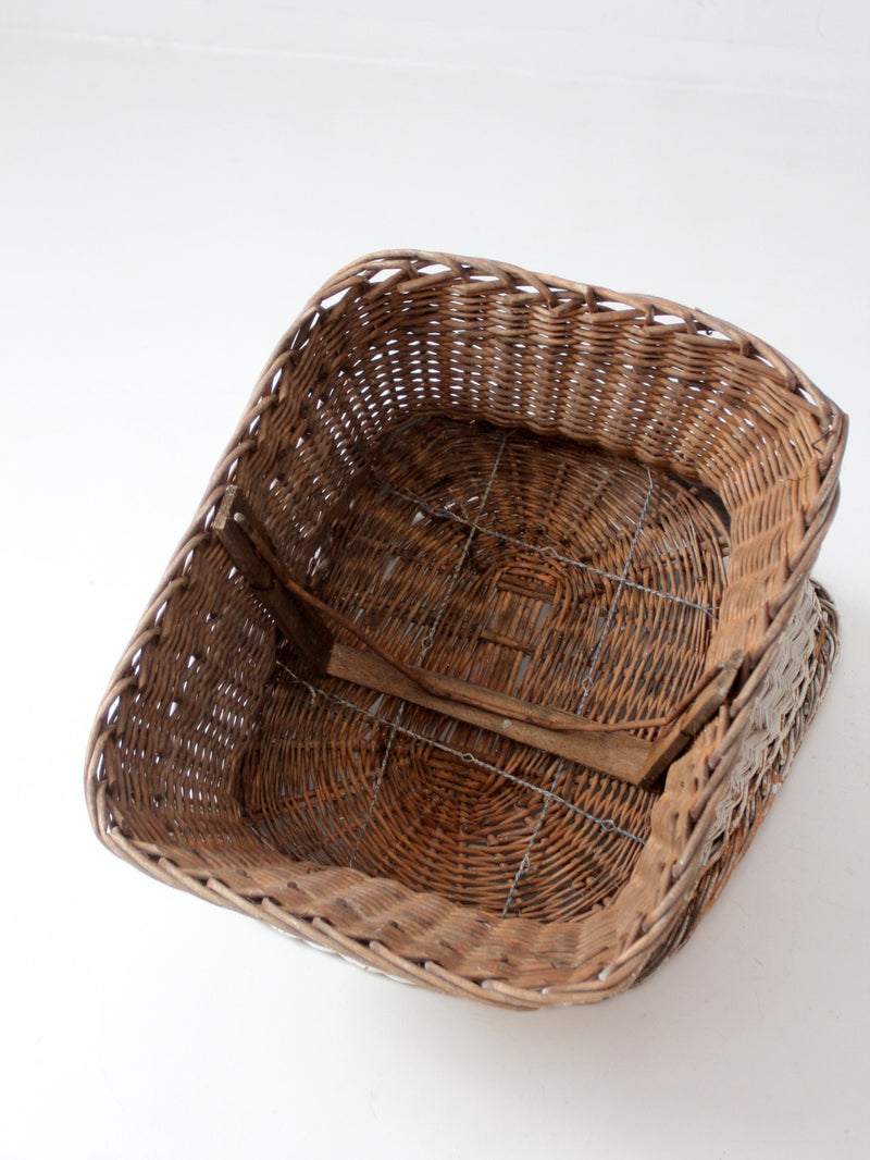 vintage white wicker bucket chair