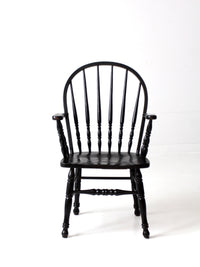 vintage black Windsor arm chair