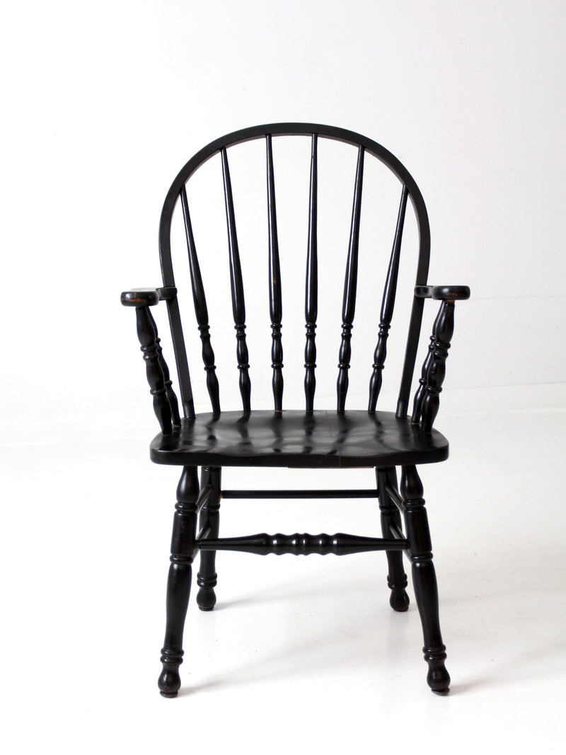 vintage black Windsor arm chair