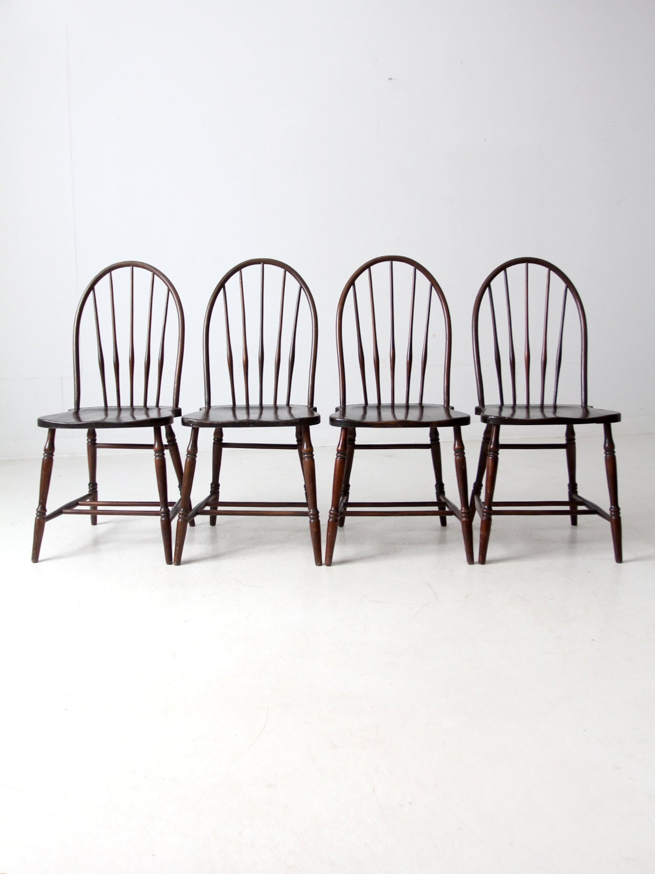 antique Phoenix Chair Co Windsor dining chairs set of 4