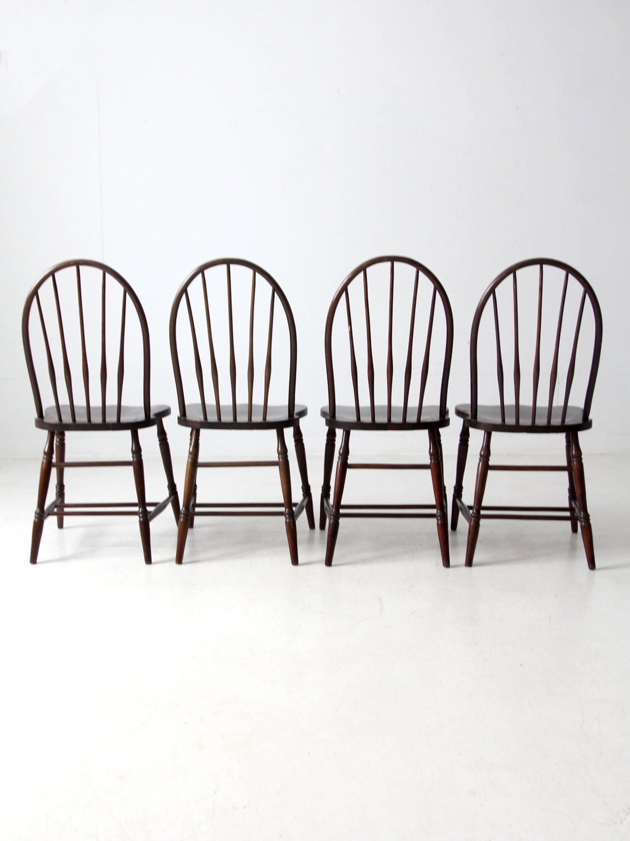 antique Phoenix Chair Co Windsor dining chairs set of 4
