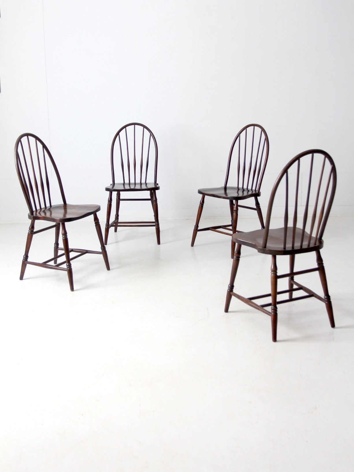 antique Phoenix Chair Co Windsor dining chairs set of 4
