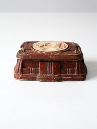 vintage 1940s Wisconsin Dells Syroco-style souvenir dresser box