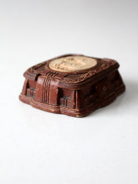 vintage 1940s Wisconsin Dells Syroco-style souvenir dresser box