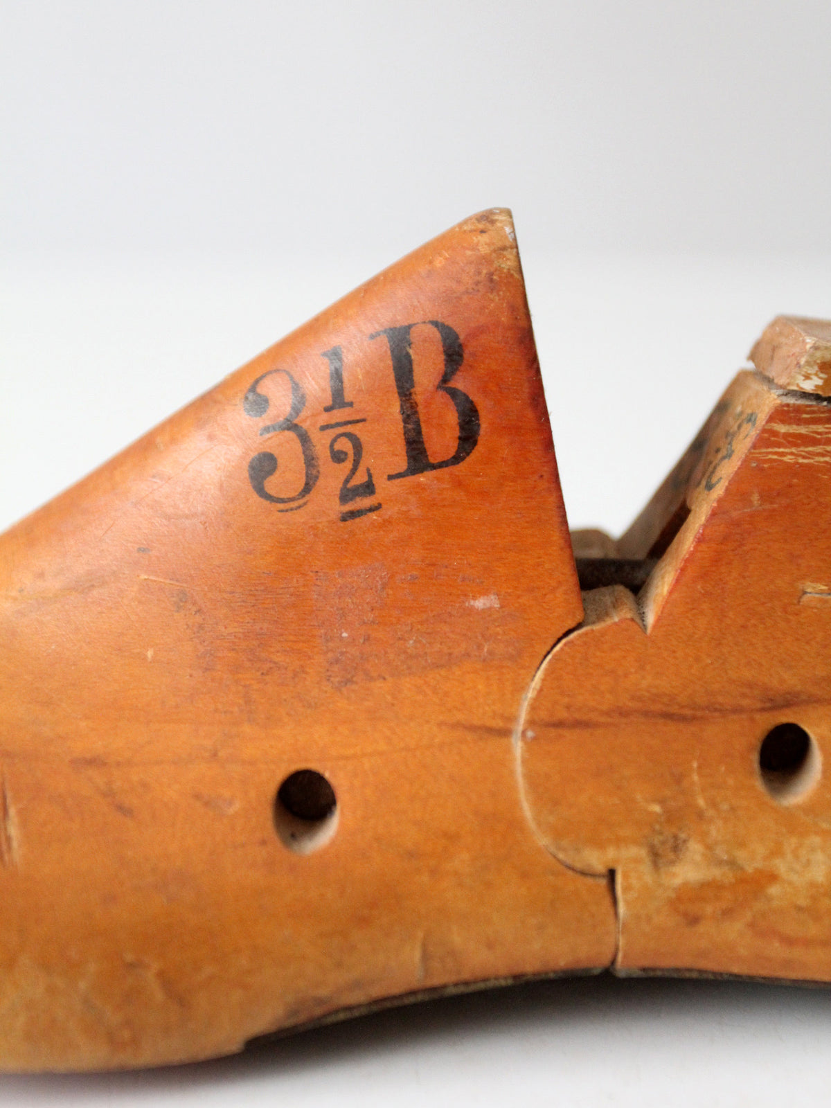 vintage 1930s United Shoe Machinery wooden shoe last