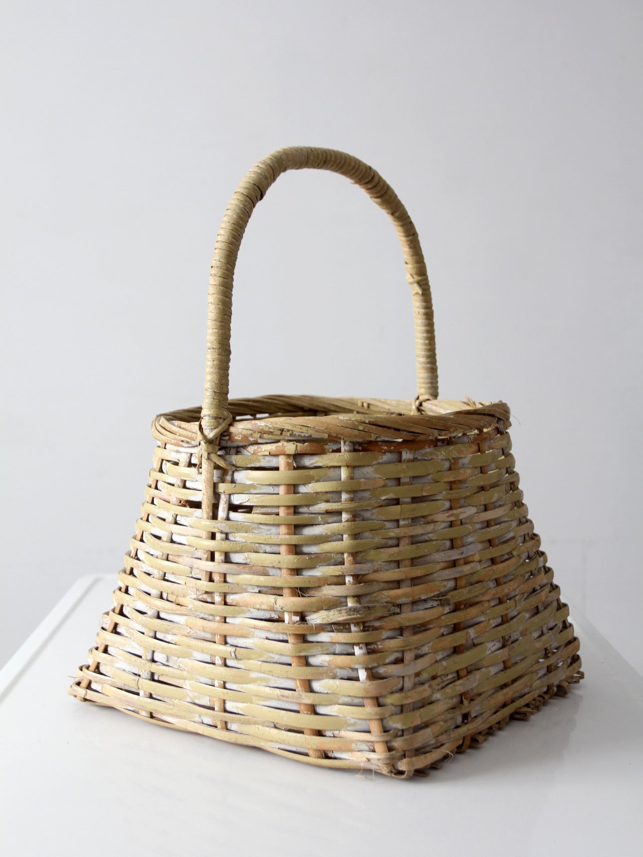 vintage gathering basket with handle