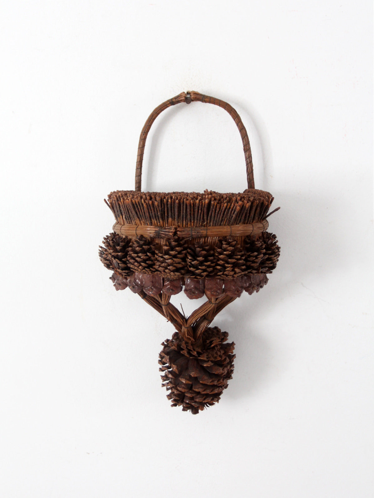 vintage folk art pinecone wall basket – 86 Vintage