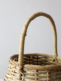 vintage gathering basket with handle
