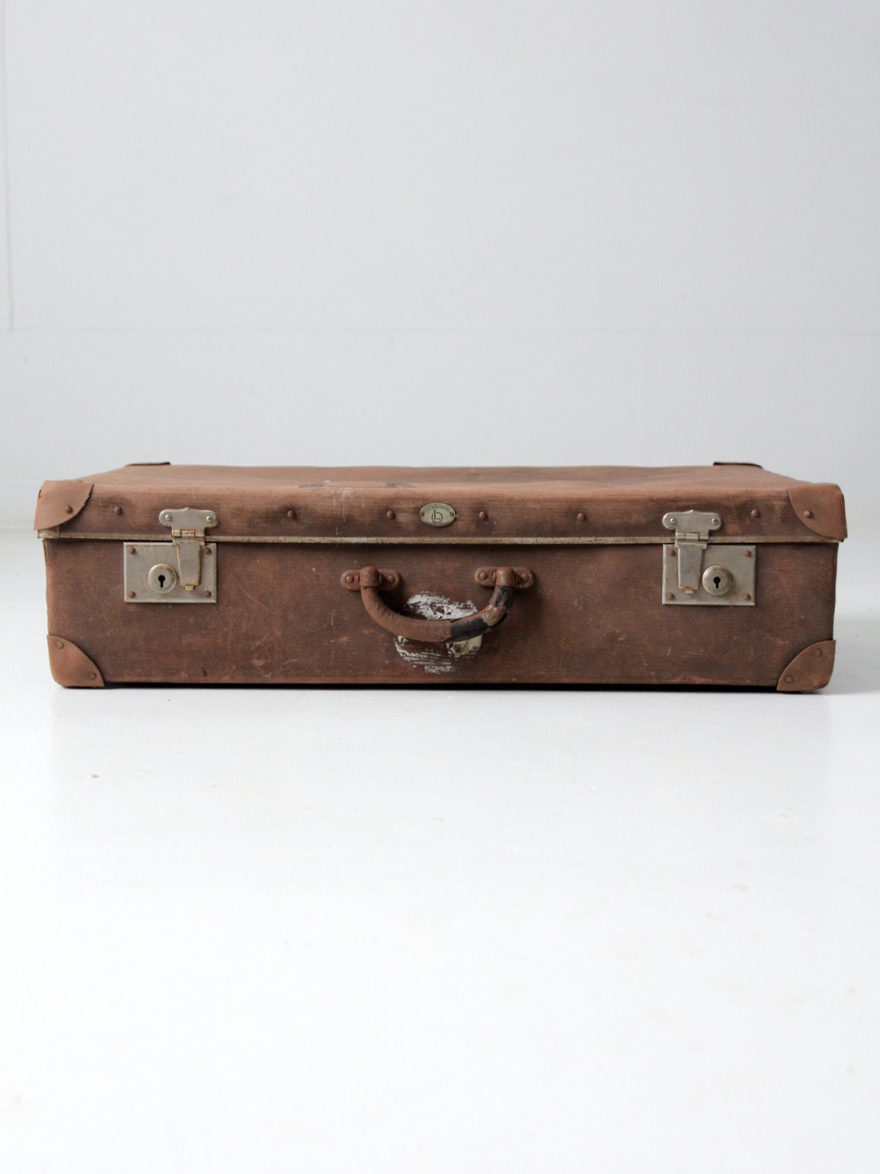 1930s Echt Vulkanfiber travel suitcase
