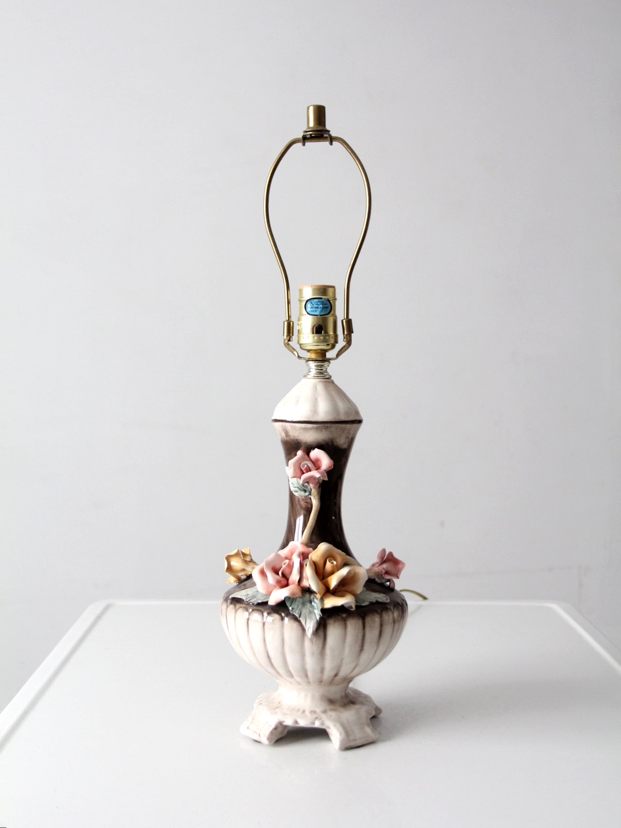 Capodimonte Italian floral porcelain lamp