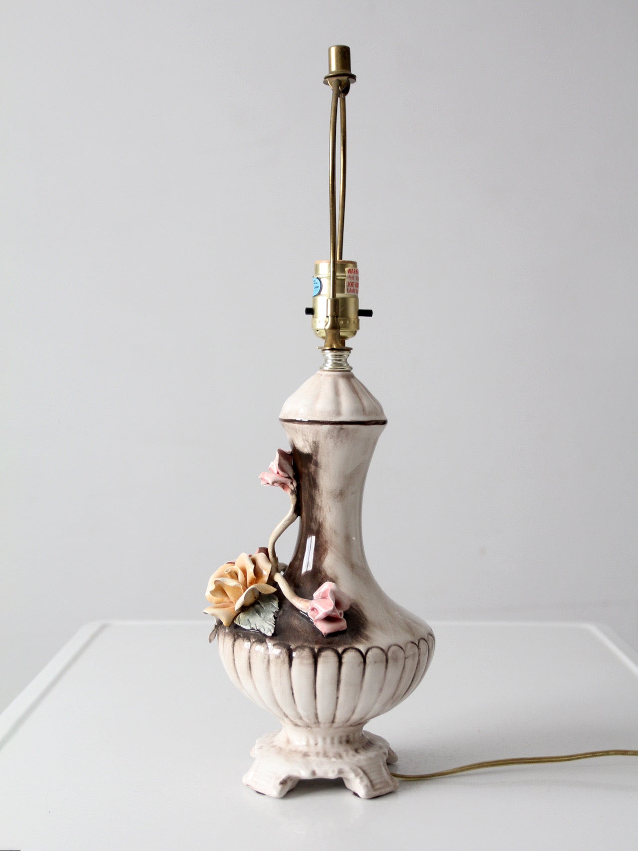 Capodimonte Italian floral porcelain lamp