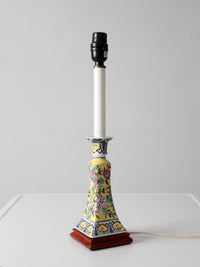 Chinoiserie style floral ceramic table lamp