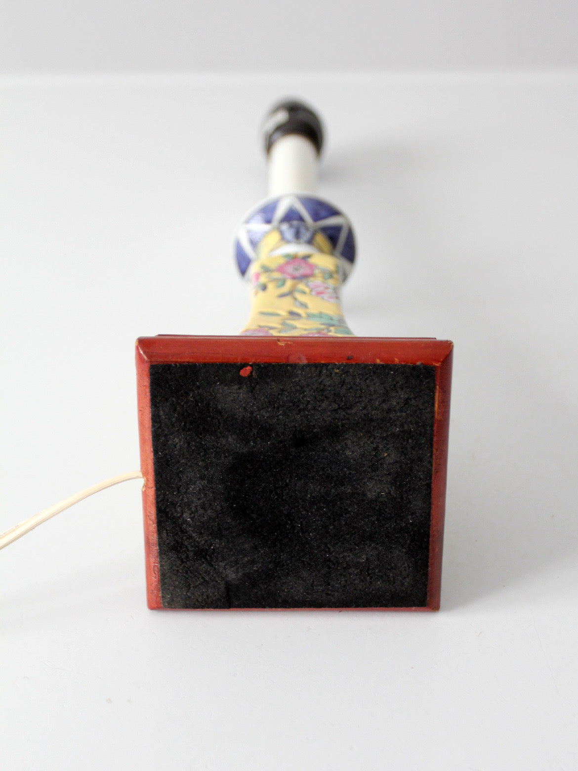Chinoiserie style floral ceramic table lamp