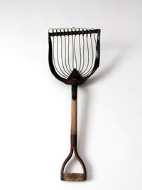 antique wire farm scoop