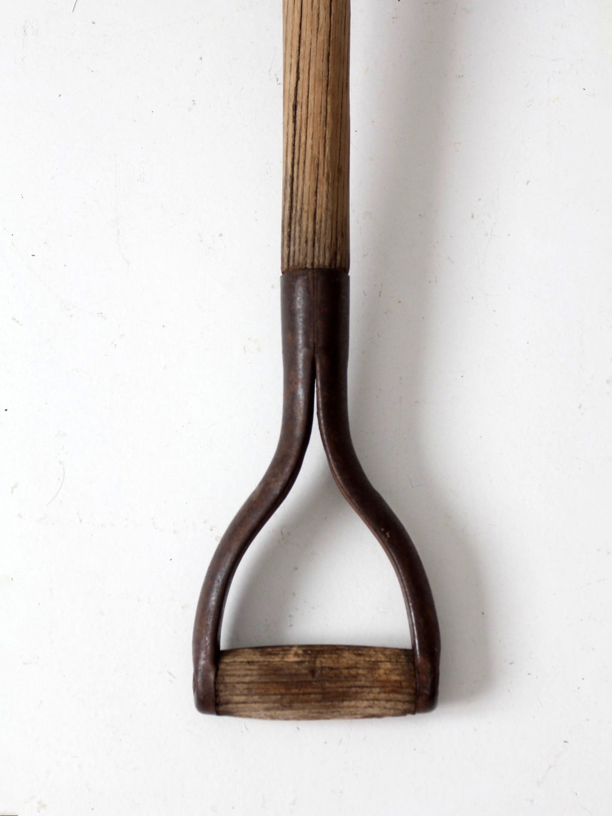 antique wire farm scoop