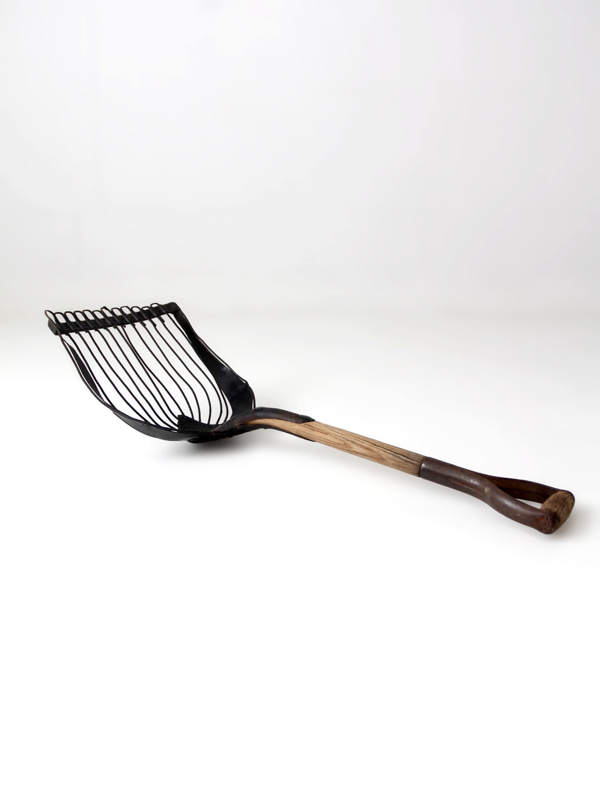 antique wire farm scoop
