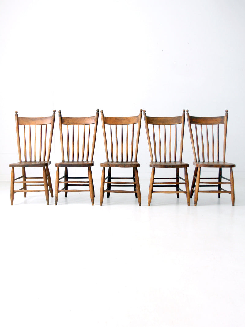 antique farmhouse Windsor dining chairs set of 5 – 86 Vintage