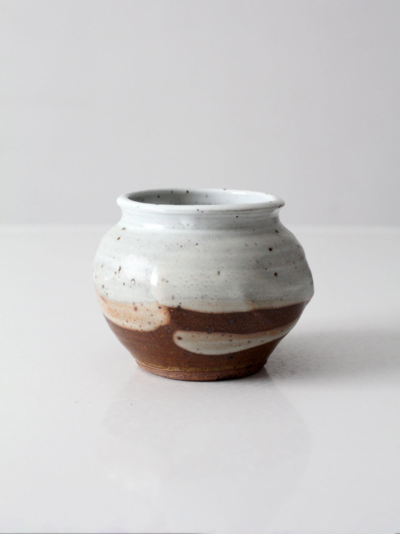 vintage studio pottery vase – 86 Vintage