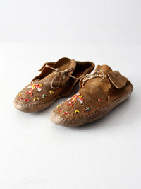vintage Guilfair beaded leather thunderbird moccasins