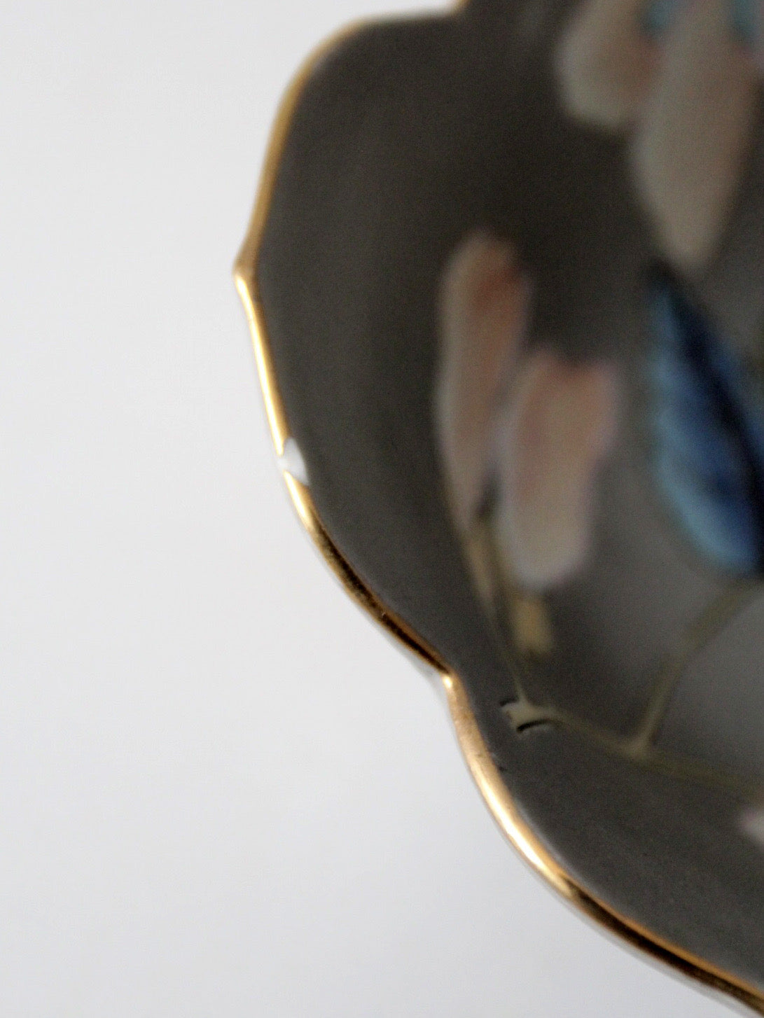 vintage Japanese porcelain floral bowl