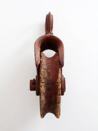 antique F.E. Myers & Bro. knot passing barn hay pulley