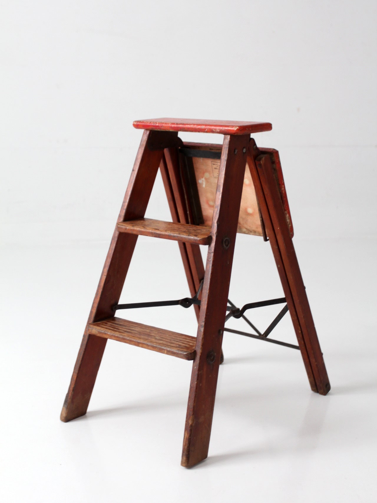 The Industrial Loft – 86 Vintage