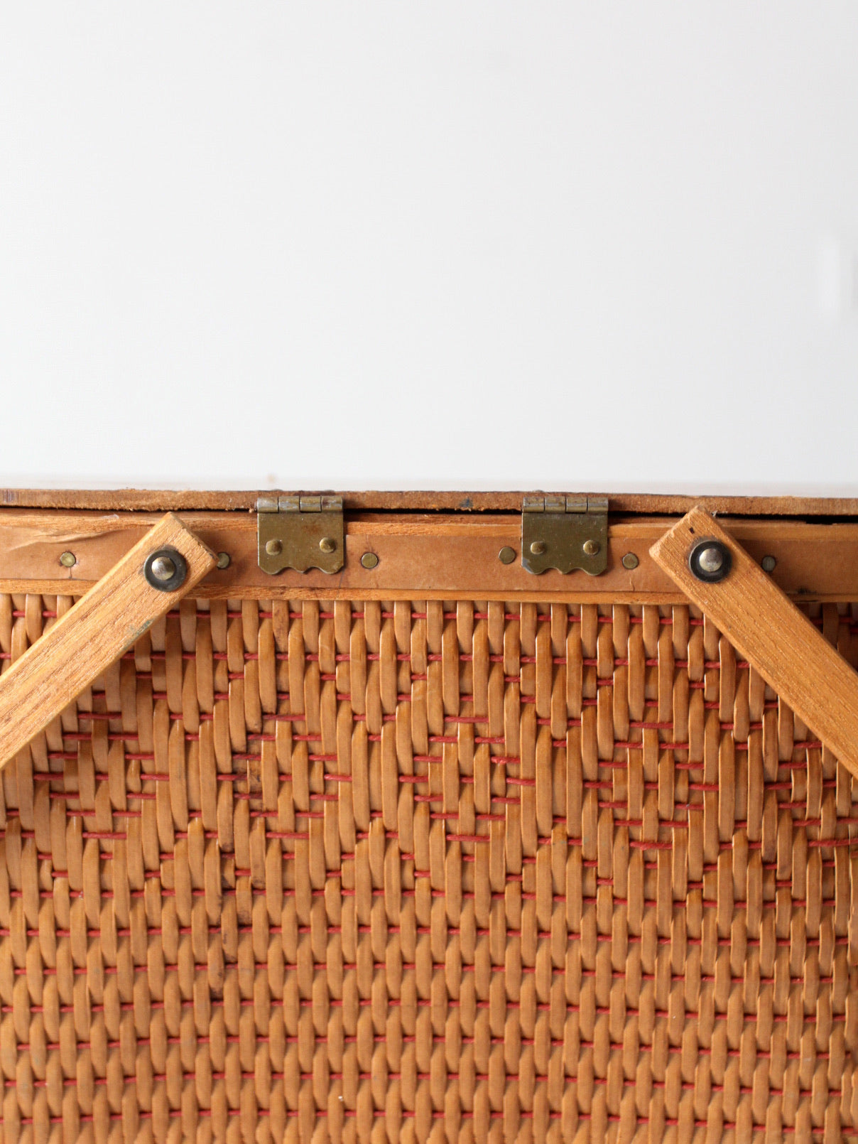 vintage picnic basket – 86 Vintage
