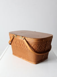 vintage picnic basket
