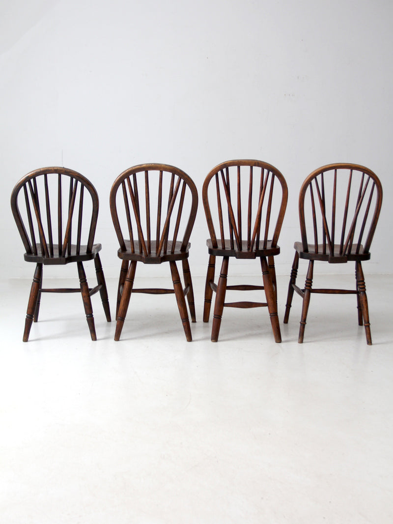 set of 4 antique Windsor brace-back dining chairs
