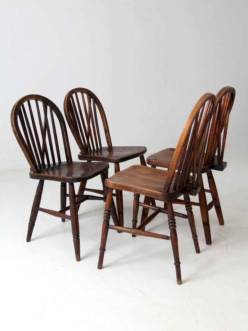 set of 4 antique Windsor brace-back dining chairs