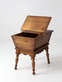 vintage Kling Colonial maple sugar chest style storage table