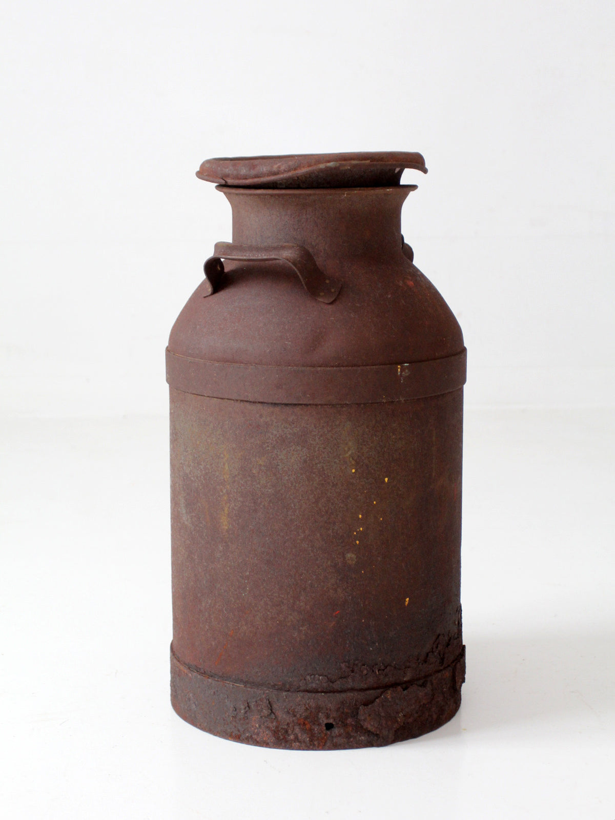 antique steel dairy milk can with lid