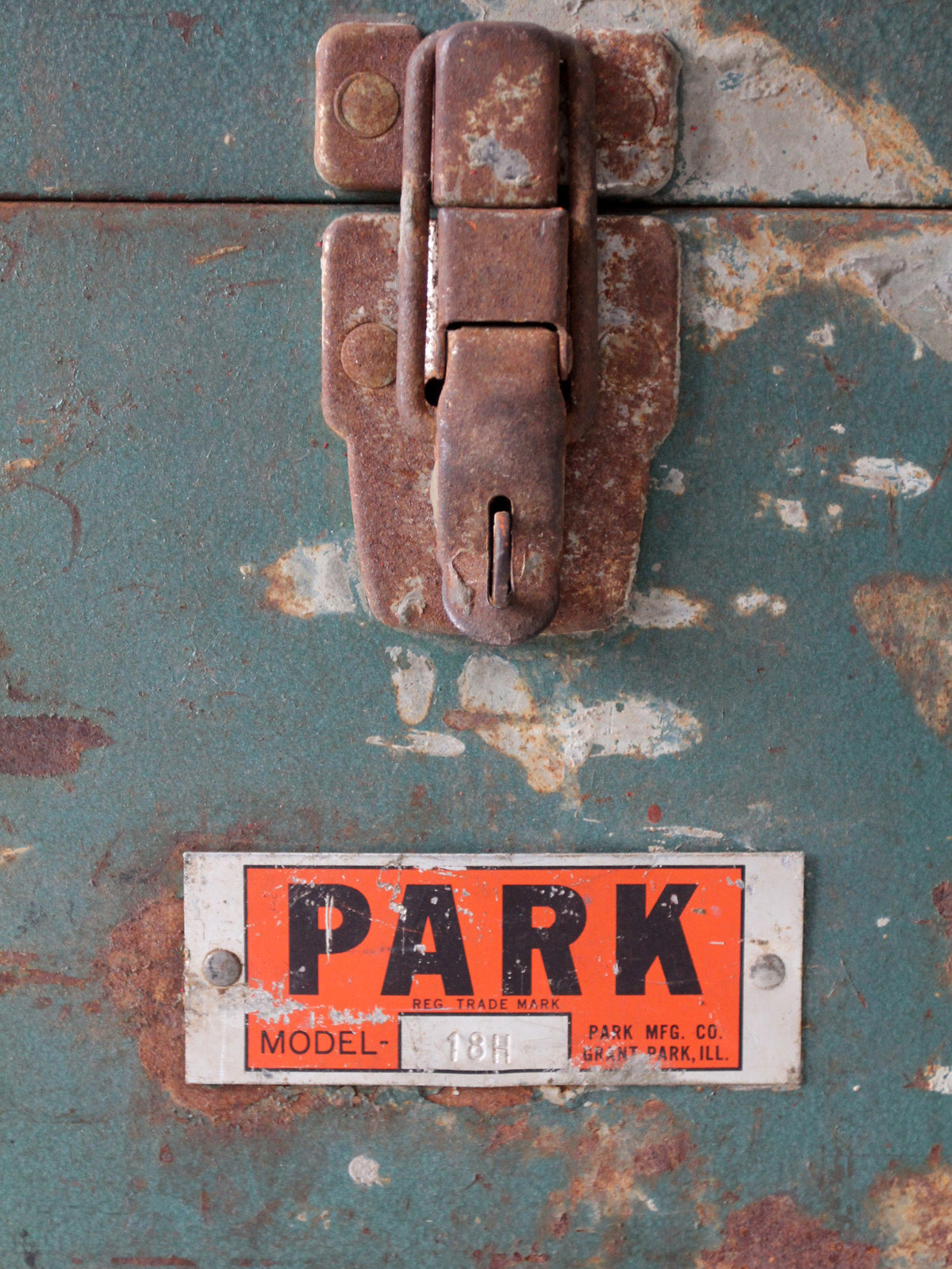 vintage Park painted steel tool box