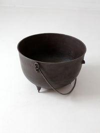 antique 15 gallon cast iron cauldron