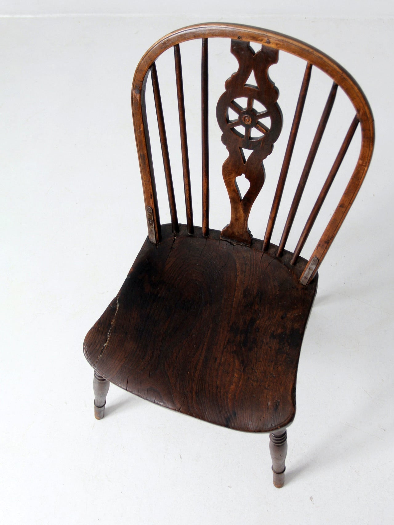 antique wheel back Windsor chair – 86 Vintage