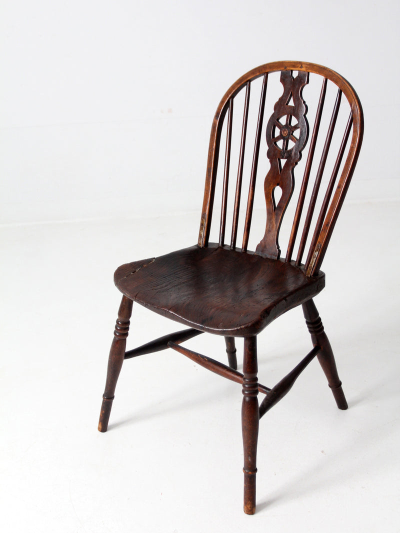 antique wheel back Windsor chair