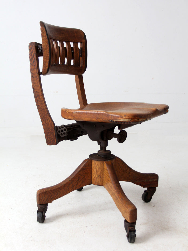 antique 1930's Gunlocke swivel desk chair