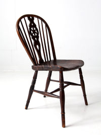 antique wheel back Windsor chair