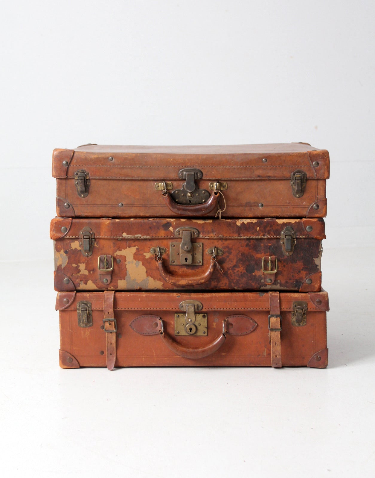 antique leather luggage set of 3 – 86 Vintage