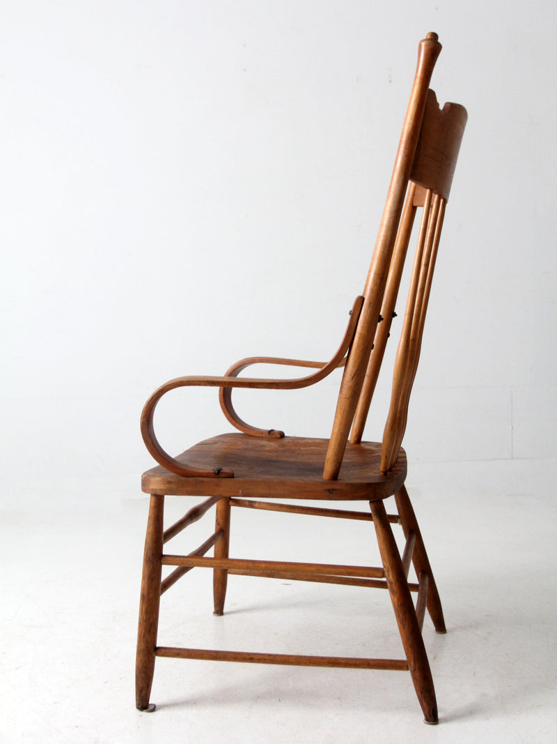 antique American Windsor arm chair