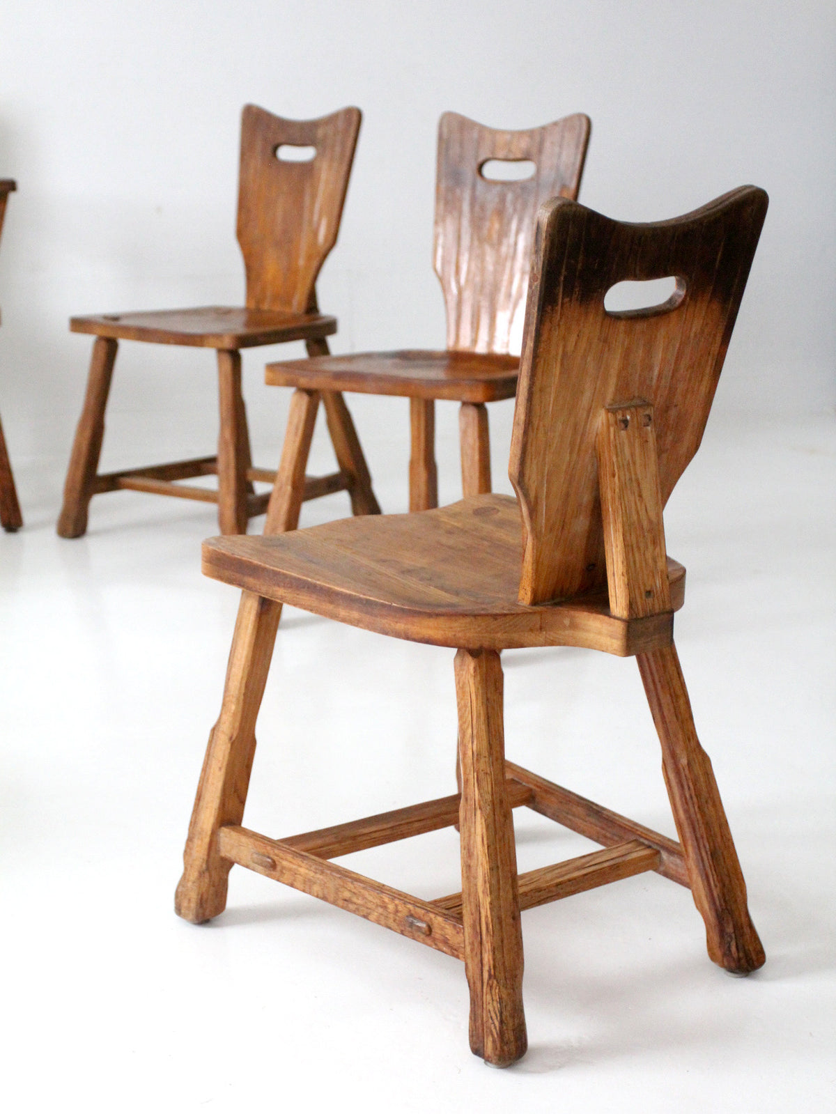1940s American rustic oak dining chairs | set of six