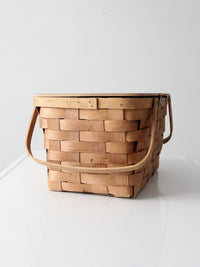 vintage Basketville picnic basket