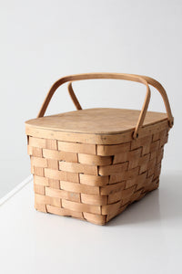 vintage Basketville picnic basket